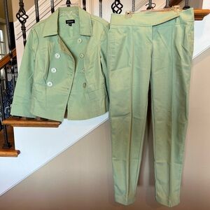 Bebe Women's Green Pants size 4 & Jacket size 6  Set